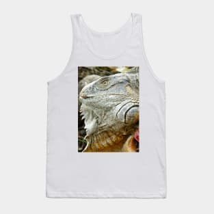 oli red iguana Tank Top